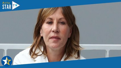 “Je ne supporte pas le quotidien à deux” : Mathilde Seigner évoque son couple avec Mathieu Petit, le