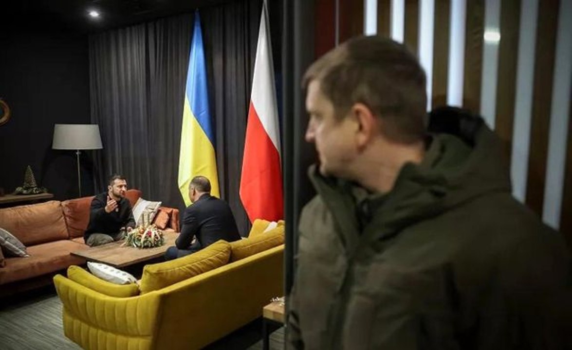 Zelenskiy, Polonya Cumhurbaşkanı Duda ile görüş...