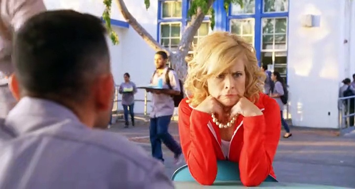 Lady Dynamite Staffel 1 Folge 7