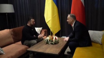 Zelensky incontra presidente Duda in Polonia di ritorno da Usa