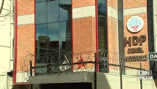 Son dakika... AK Parti Sözcüsü Ömer Çelik'ten tepki: Yunanistan barışa hizmet etmiyor