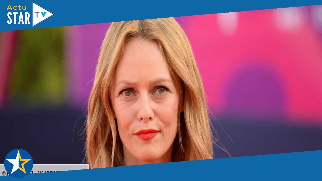 Vanessa Paradis fête ses 50 ans : découvrez son évolution physique