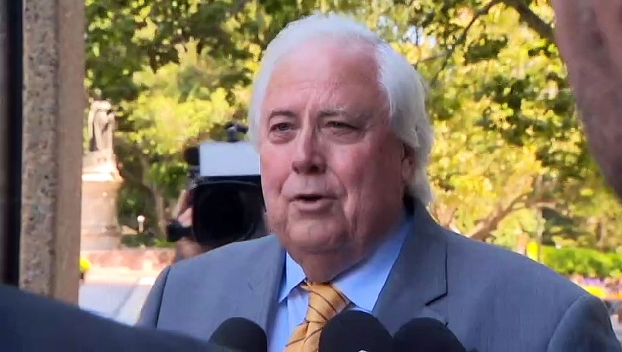 Taxpayers slugged in legal fees for Premier Mark McGowan's defamation fight with Clive Palmer