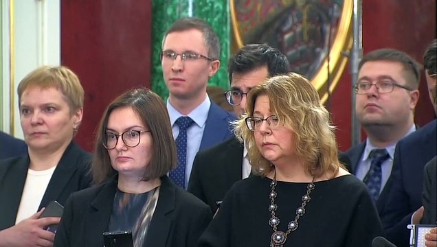 Putin afirma que Zelensky e Biden não querem que o conflito na Ucrânia termine