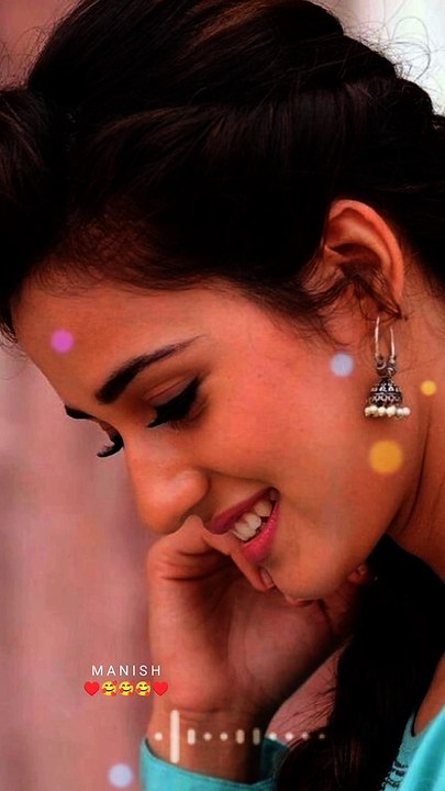 ♥️ dekh ke o mujhe tera palke jhuka lena yad bahut aaye tera muskura dena ♥️ #status #dailymotion #trending