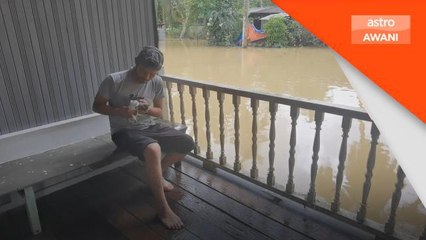 Banjir | Lelaki gadai nyawa kerana kucing peliharaan