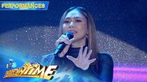 Sarah performs Dati-Dati on It’s Showtime stage! | It's Showtime