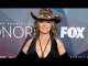 Shania Twain reveals decision to pose topless for cover 'I don't need to