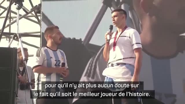 Qatar 2022 - Martinez voulait offrir la Coupe du monde à Messi pour confirmer qu’il est “le meilleur joueur de l’histoire”