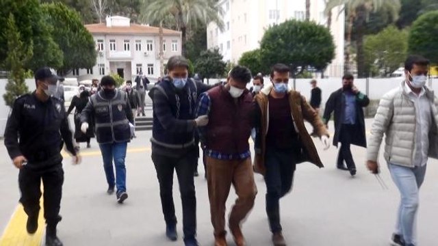 EŞİNİ ÖLDÜRÜP, OĞLUNU YARALAYAN SANIĞA AĞIRLAŞTIRILMIŞ ÖMÜR BOYU VE 14 YIL HAPİS