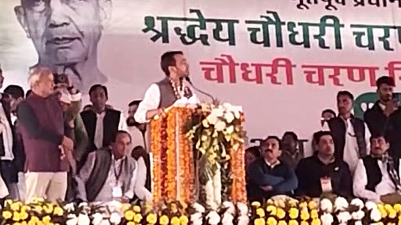 ...जब सीएम ने भरतपुर छोड़ा, तब पहुंचे सचिन पायलट, गहलोत ने कह दी इतनी बड़ी बात!