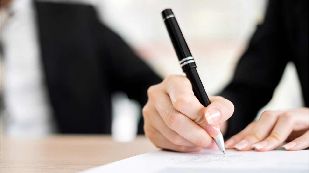 Urteil: Kündigungen müssen wirksam unterschrieben sein