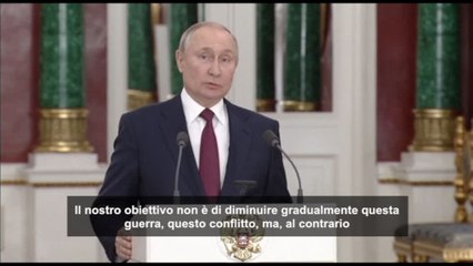 Putin per la prima volta usa in pubblico la parola "guerra"