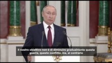 Putin per la prima volta usa in pubblico la parola "guerra"