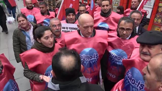Büro İş'ten Maaş Protestosu. Alay Hamzaçebi: En Düşük Memur Maaşı Asgari Ücretin Altında Kaldı. Yoksulluk Sınırı Olan 26 Binin Üzerinde Olmalı