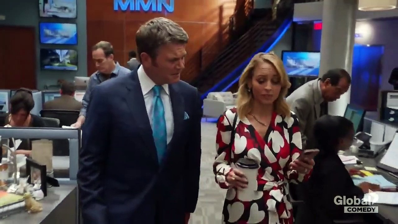 Great News - Se2 - Ep02 - Squad Feud HD Watch HD Deutsch