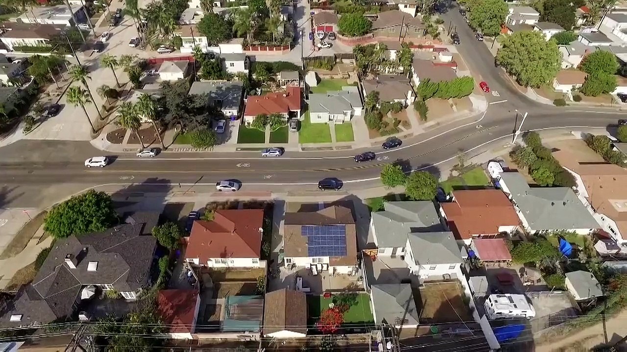 How Close Can I Beach - Se1 - Ep12 - Opening Shop in Ocean Beach HD Watch HD Deutsch