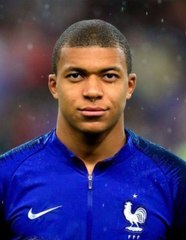 Kylian Mbappé : Jeune star du football français ⚽