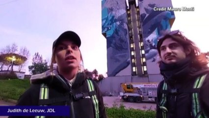 Roma, è di una street artist olandese il mega murale di Corviale