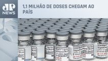 Brasil recebe primeiro lote de vacinas bivalentes contra Covid-19 da Pfizer