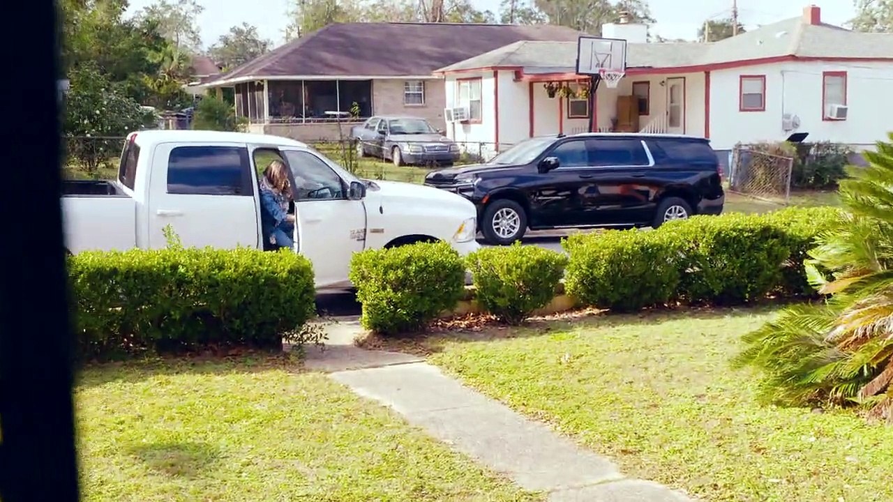 Secret Celebrity Renovation - Se1 - Ep08 HD Watch HD Deutsch