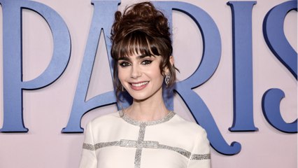 Voici - Emily in Paris : ce détail dans la série de Netflix scandalise les internautes