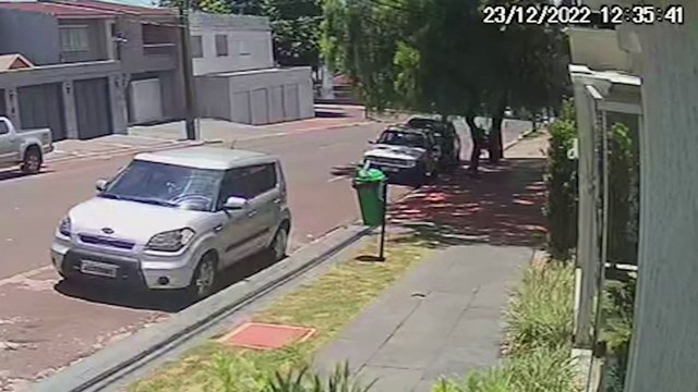 Fiat Uno placas AUD-1B11 foi furtado no Centro