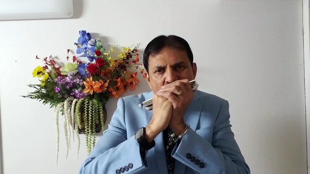 Aajare main to kubse khadi-Film Madhumati 1958 on Harmonica Live Performance by Mukund Kamdar