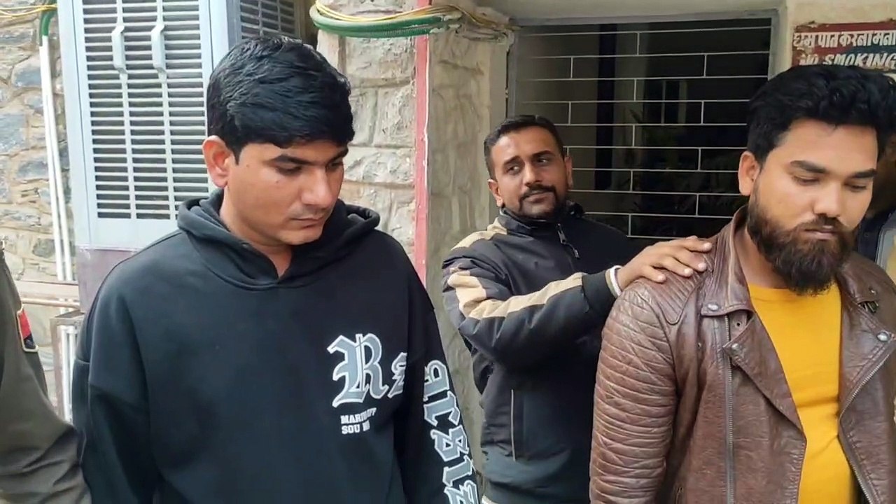दो आरोपी लखनऊ से गिरफ्तार, घरेलू नौकर नेपाल में छुपा