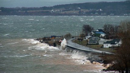 Vents et vagues Gaspésie 23 décembre 2022