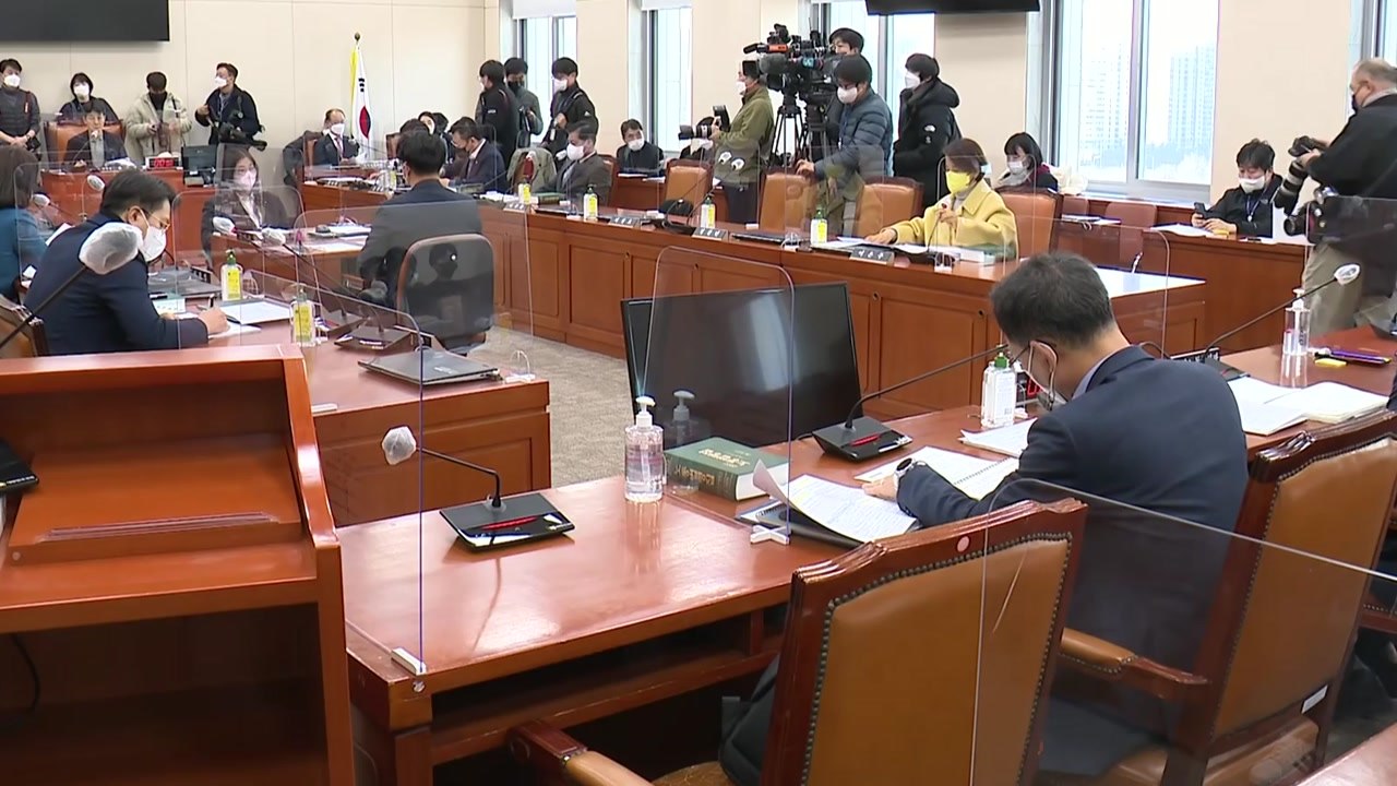 여야 '안전운임제' 충돌...'일몰법' 강대강 대치 재연 / YTN