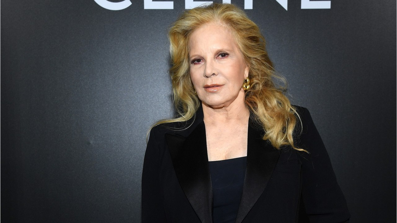 GALA VIDEO - Sylvie Vartan : sa fille Darina dévoile de touchantes photos de famille