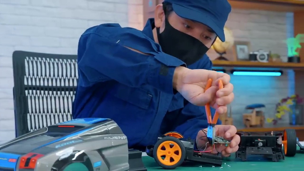 【ラジコン】ダンボールで消防車をつくる！How to Make RC Fire Engine with Cardboard