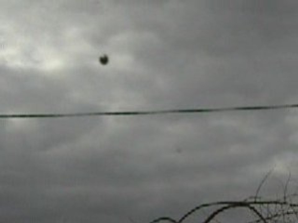 Ovni en banlieue