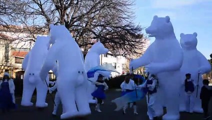 Parade des ours de NOEL à AUBAGNE 22DEC2022