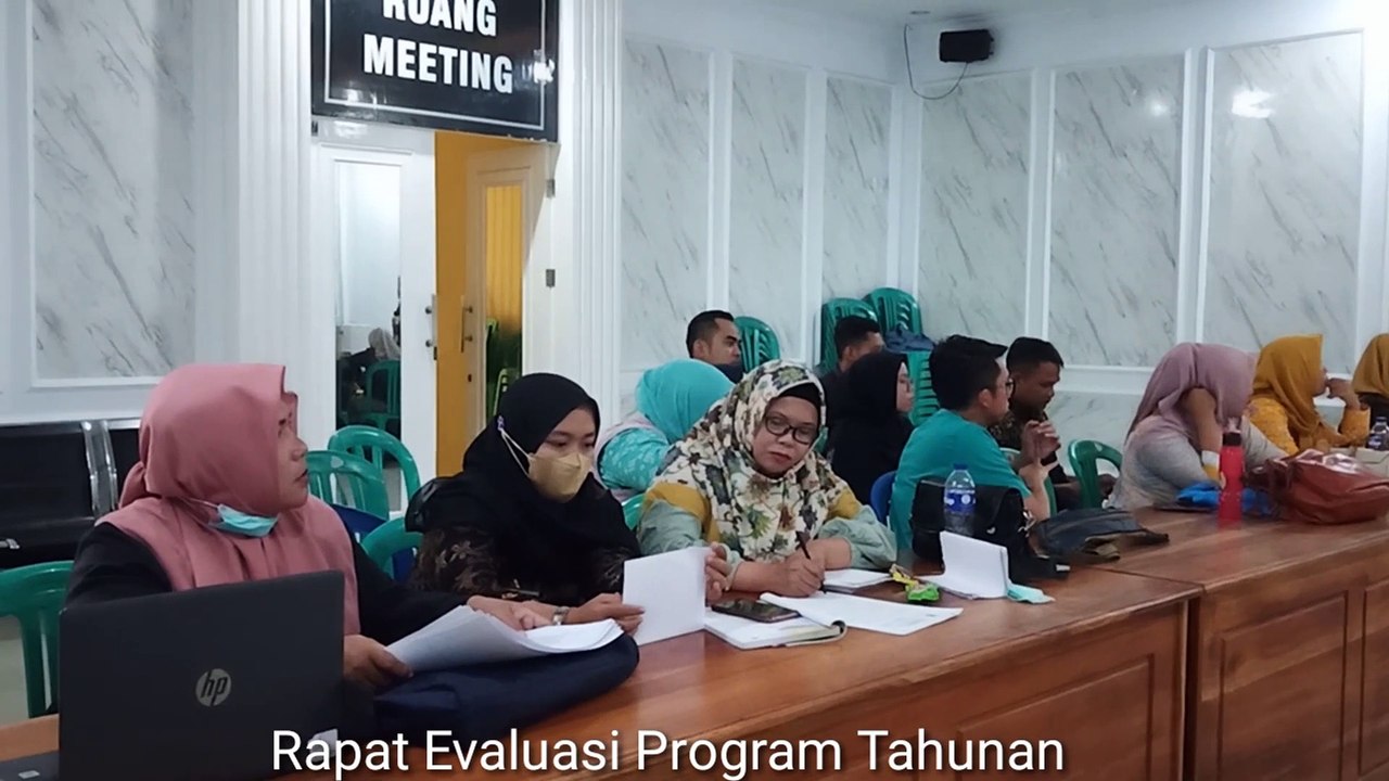 Kepala UPT Puskesmas Sukarame Caringin Gelar Evaluasi Program Tahunan