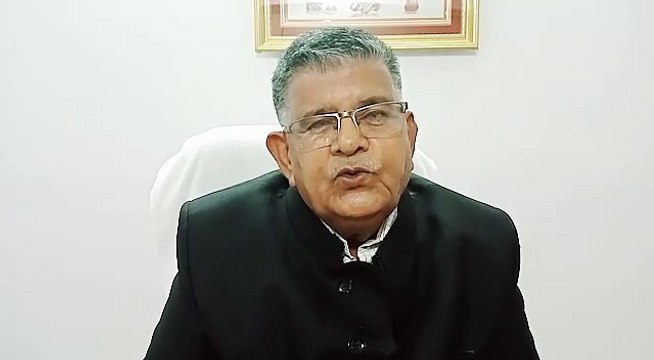 Video... वरिष्ठ शिक्षक भर्ती परीक्षा पेपर आउट पर क्या कहा नेता प्रतिपक्ष गुलाबचंद कटारिया ने सुनिए आप भी