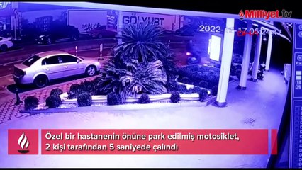 Kadıköy'de 5 saniyede motosiklet hırsızlığı kamerada