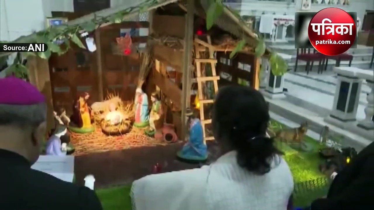Video: क्रिसमस से पहले दिल्ली में सेक्रेड हार्ट कैथेड्रल चर्च पहुंचीं राष्ट्रपति द्रौपदी मुर्मू, की प्रार्थना