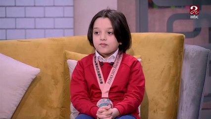 اختبار عملي من هشام عاصي لقياس مدى ذكاء الطفل المعجزة عمر ذكي صاحب السبع سنوات .. والنتيجة مفاجأة