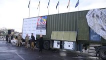 Ukrayna'da çatışma bölgelerinde kullanılması için mobil ameliyathane açıldı