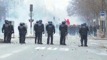 تعزيزات إضافية لقوات الشرطة الفرنسية لمواجهات الاحتجاجات الأخيرة