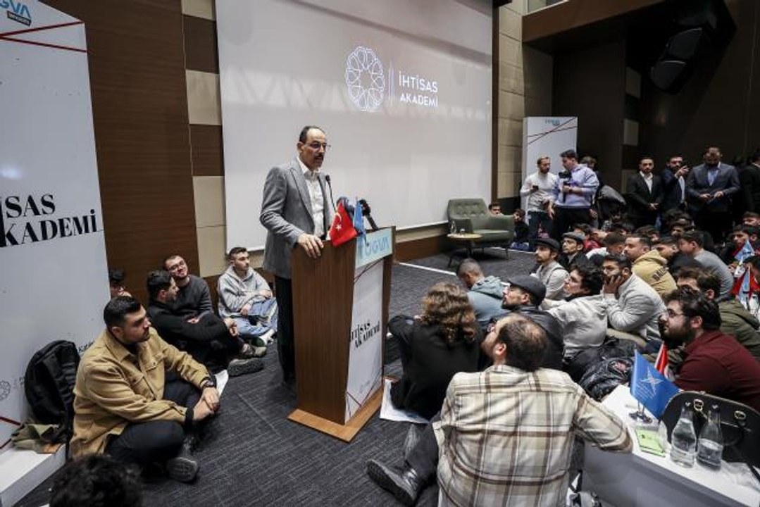 İbrahim Kalın, İhtisas Akademiye Giriş Semineri ve Genç Yönetici Okulu'nda konuştu (2)