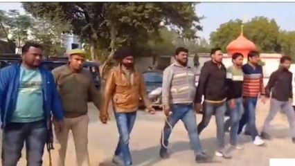 एटा: लूट की योजना बनाते समय 4 शातिर लुटेरे गिरफ्तार, अबैध असलाह बरामद