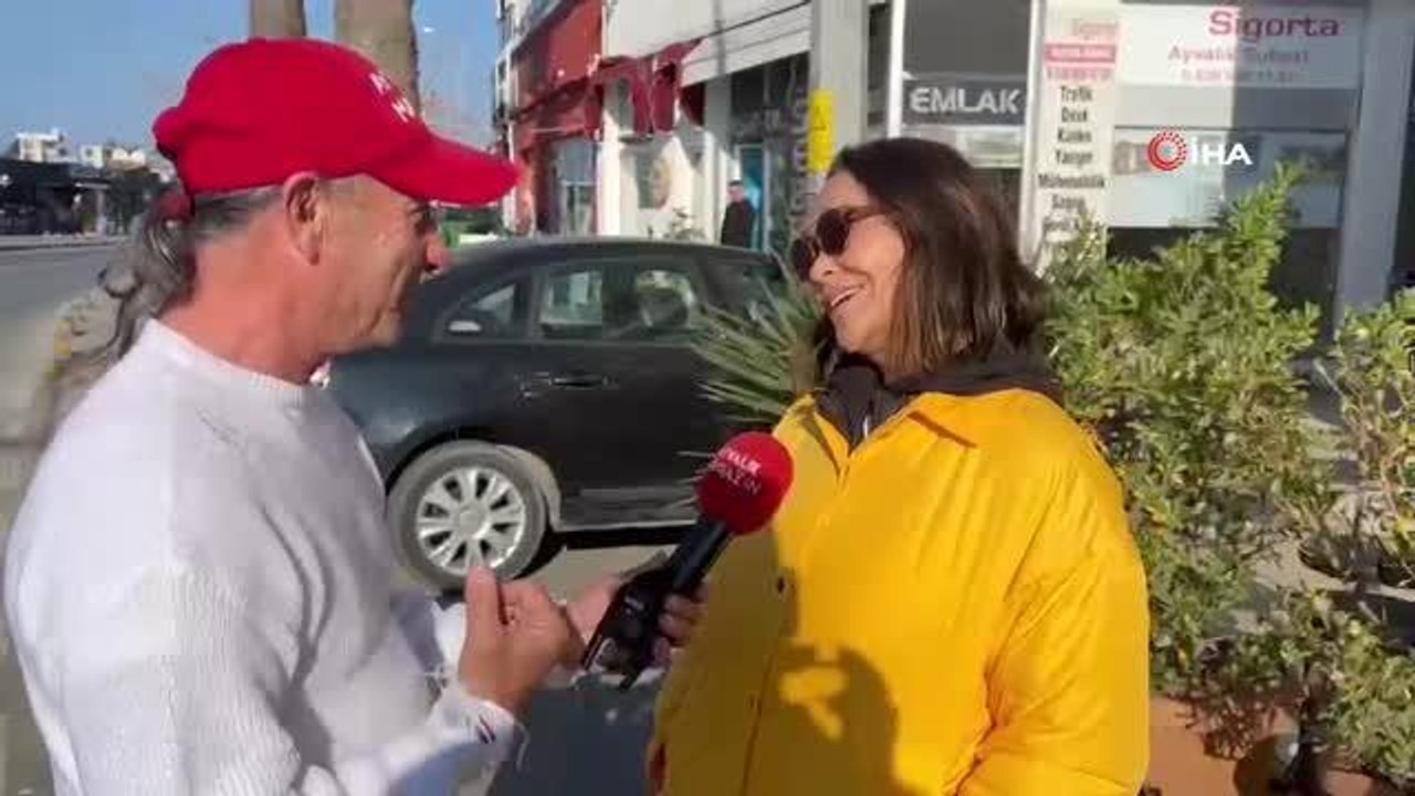 Hülya Avşar'dan yeni klip yorumu: "Çıplaklık hissi veriyor olabilir"