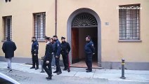 Tentato omicidio a Bologna, accoltella l’ex moglie davanti ai figli la vigilia di Natale