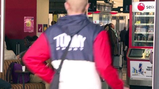 Забастовка во Франции: соглашение достигнуто, но поезда всё равно не ходят