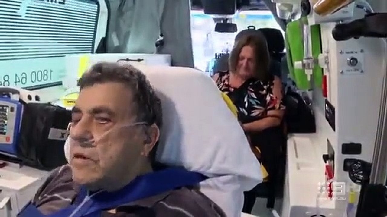 Paramedics - Se2 - Ep11 HD Watch HD Deutsch