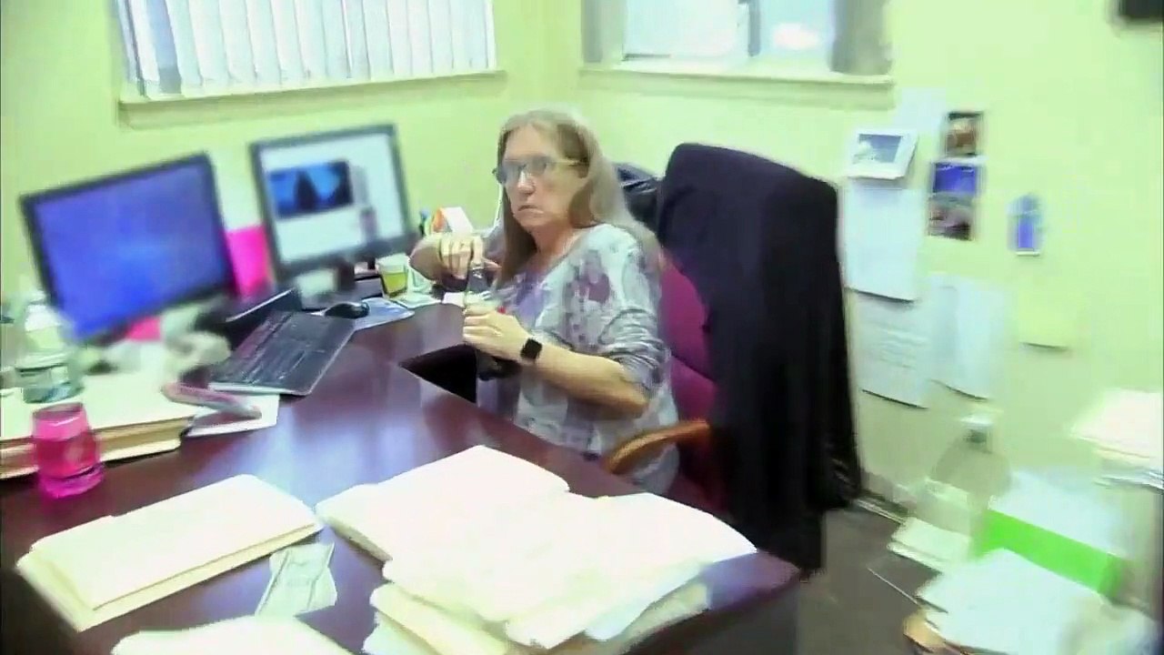 Long Island Medium - Se14 - Ep07 - I Did Not See This Coming HD Watch HD Deutsch