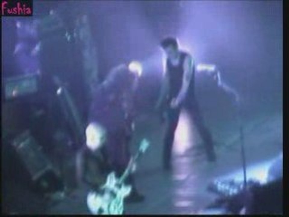 Cure - Bercy 2008 - 26 - At night